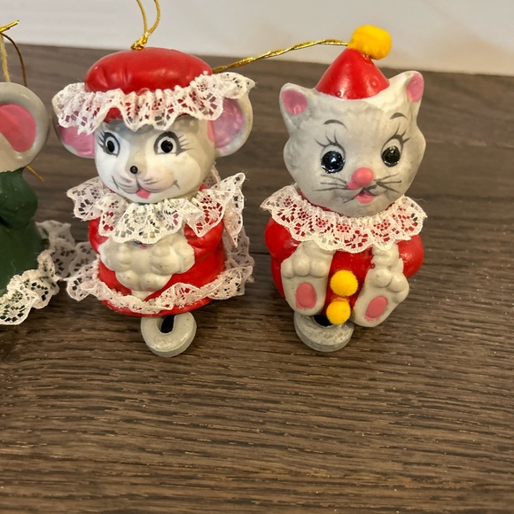 Vintage Giftco Tattle Tails Snow Bells Christmas Bell Ornament set of 4 - Picture 4 of 6